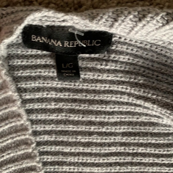 Banana Republic - Picture 2 of 3